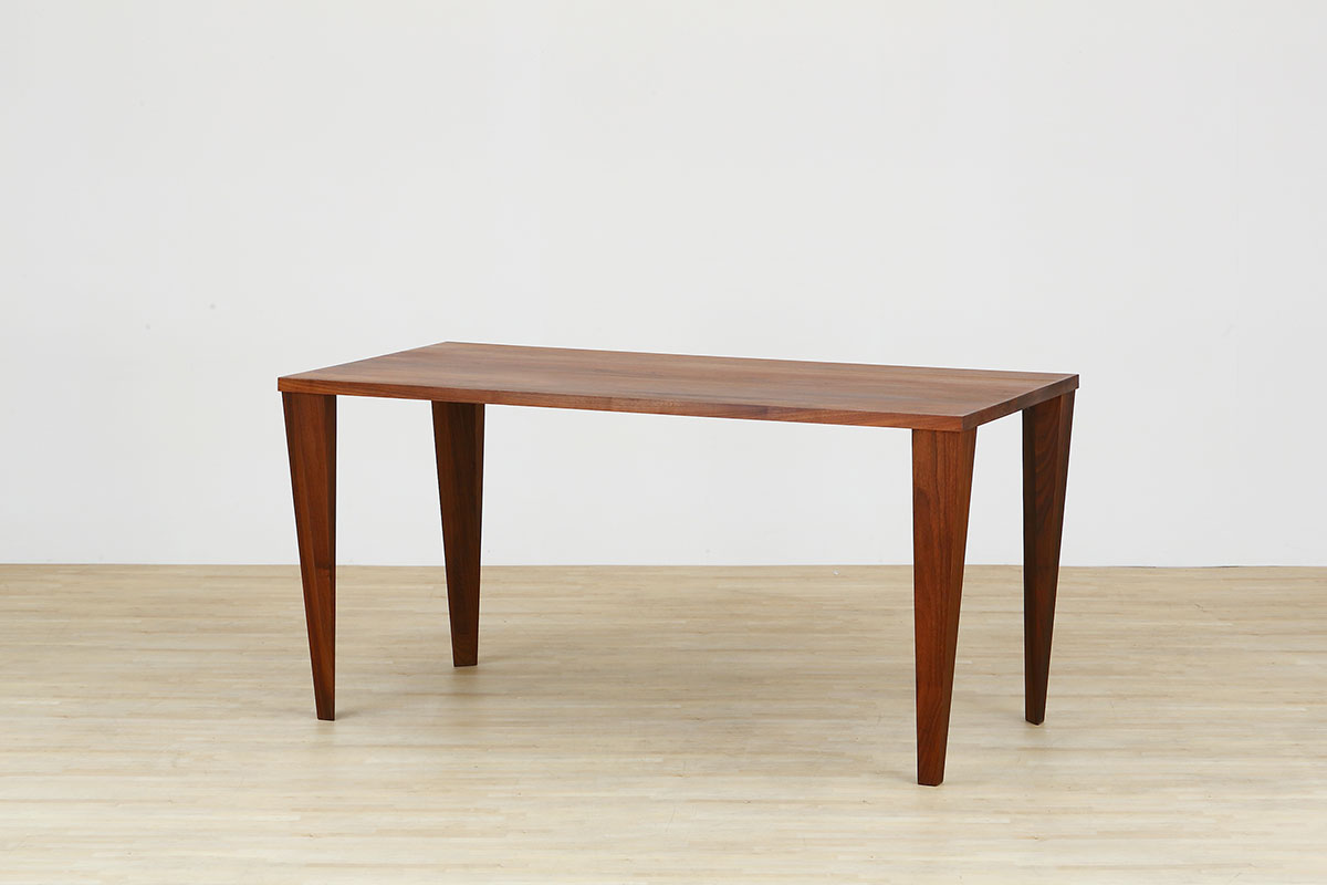 AUTHENTICITY DINING TABLE T