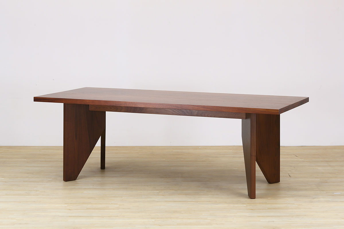 DINING TABLE TM40